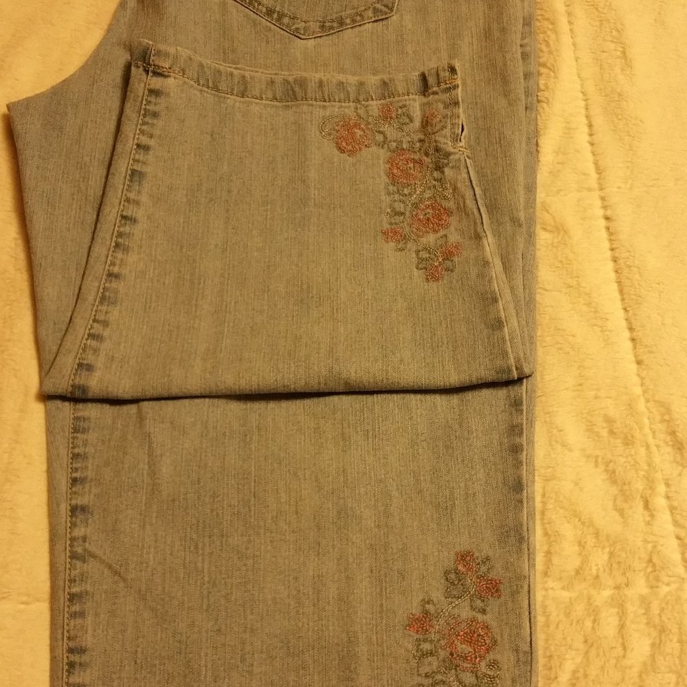 Gloria Vanderbilt capri